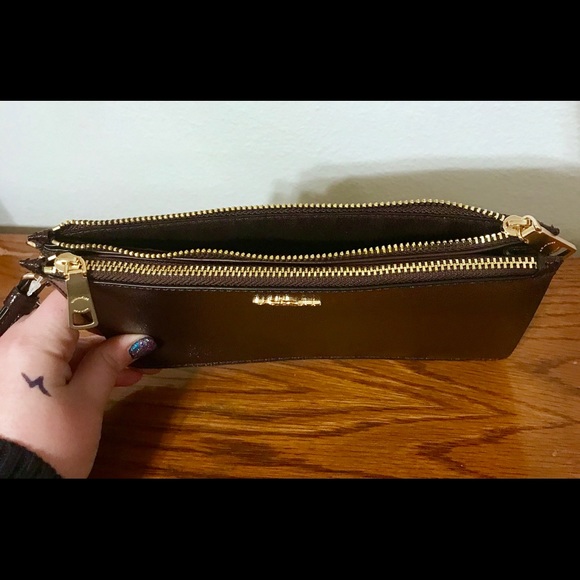 Brand New Dark Brown Coach Clutch - Picture 2 of 4
